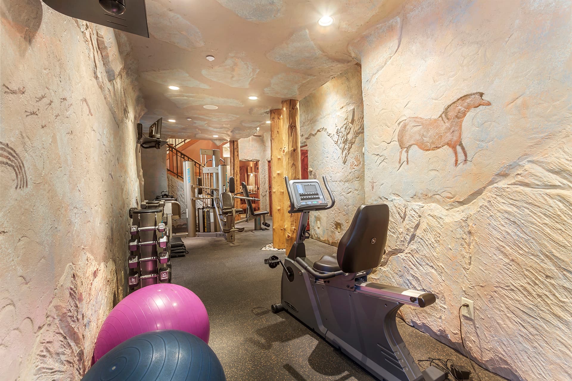 Star Mountain Lodge - Image 61