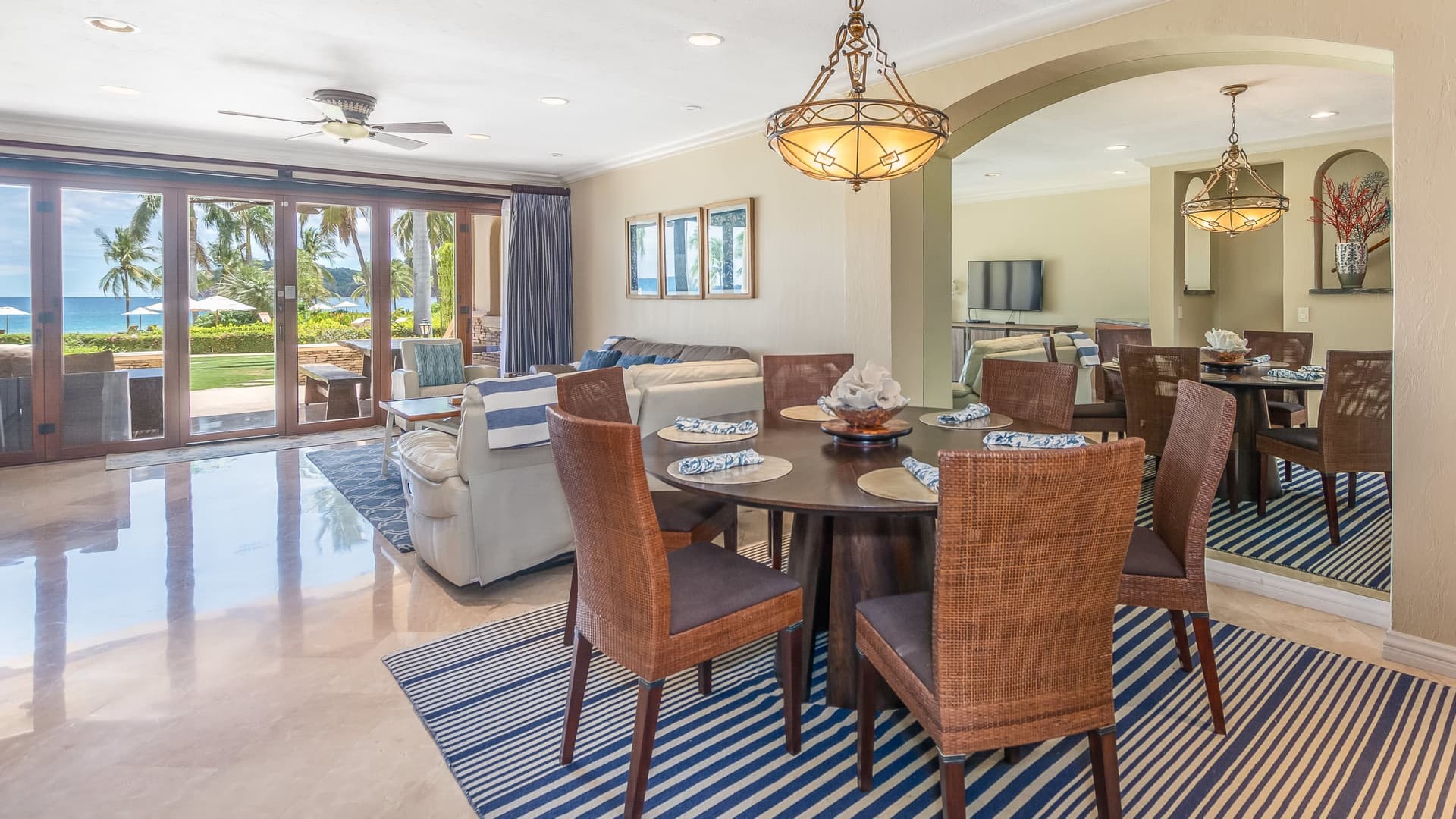 Palms Residence - Image 2