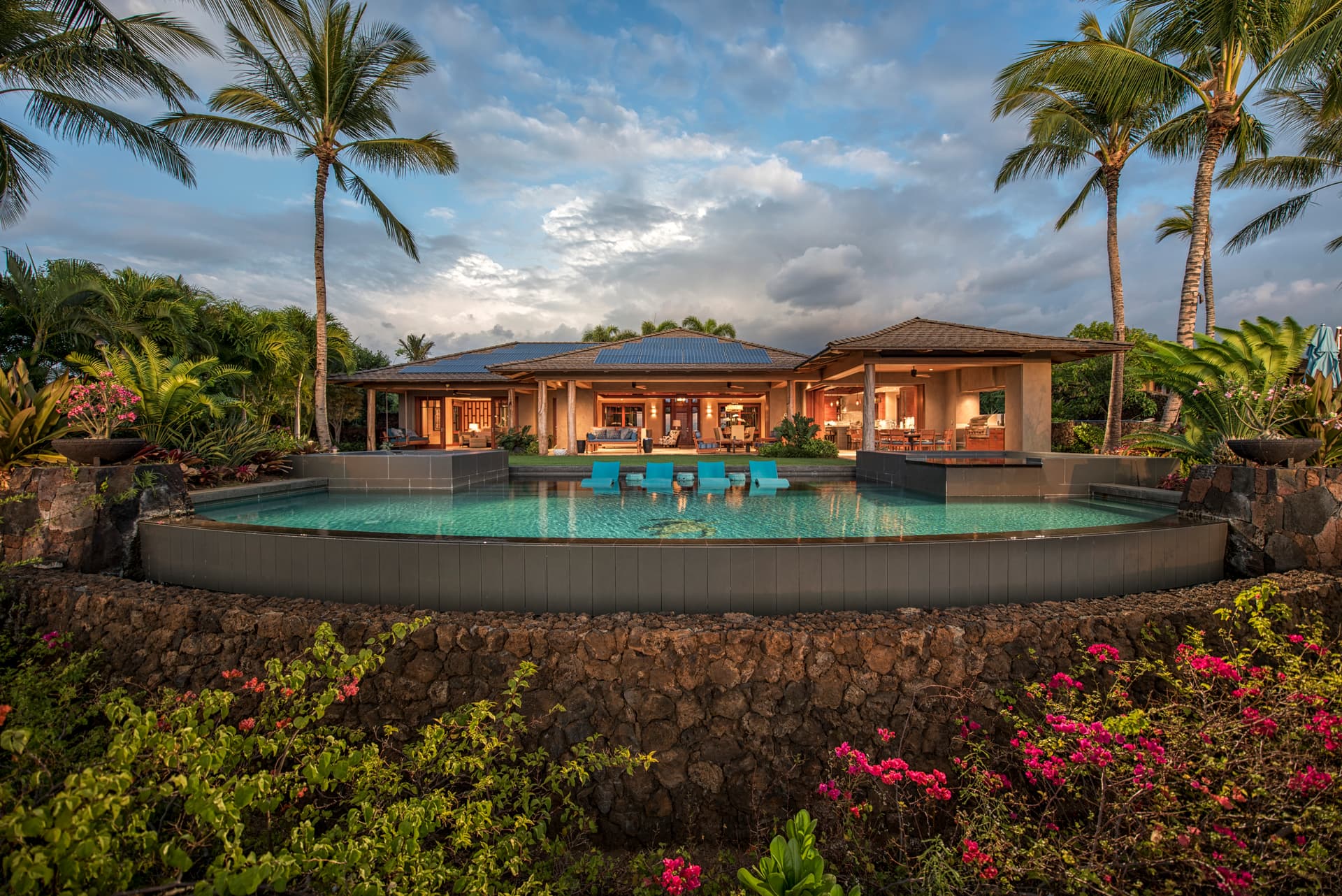 Hale Kahikole - Image 1