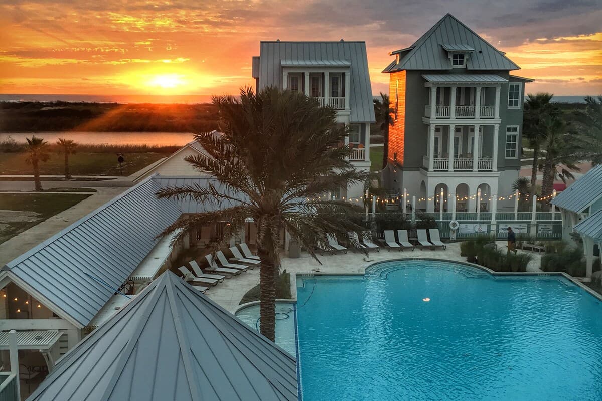 Perfect Pelican House - Image 2