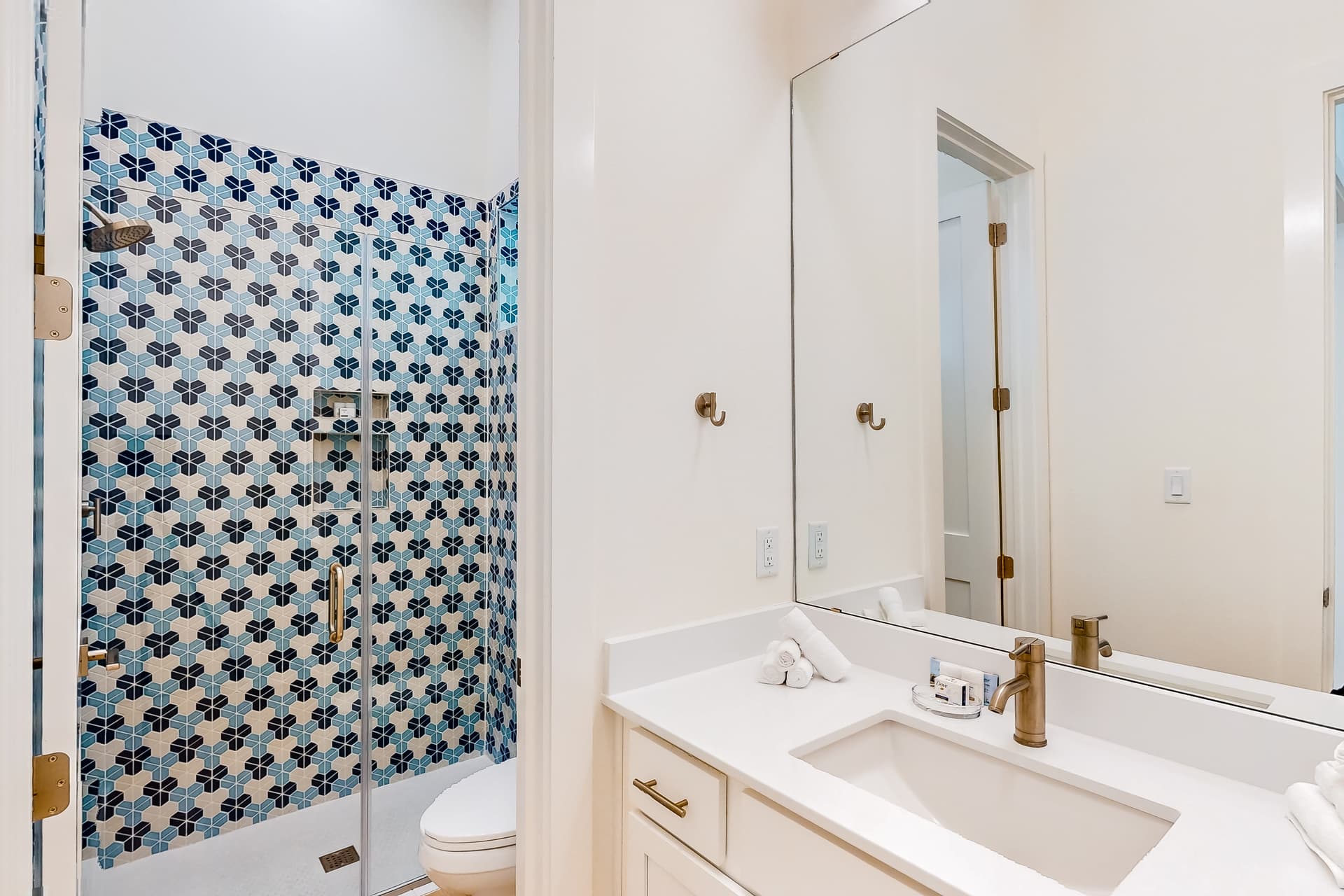 Sunshine Overtime - Image 16