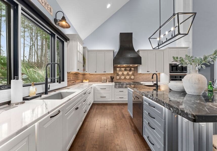 Lucent Sunset Retreat - Image 11