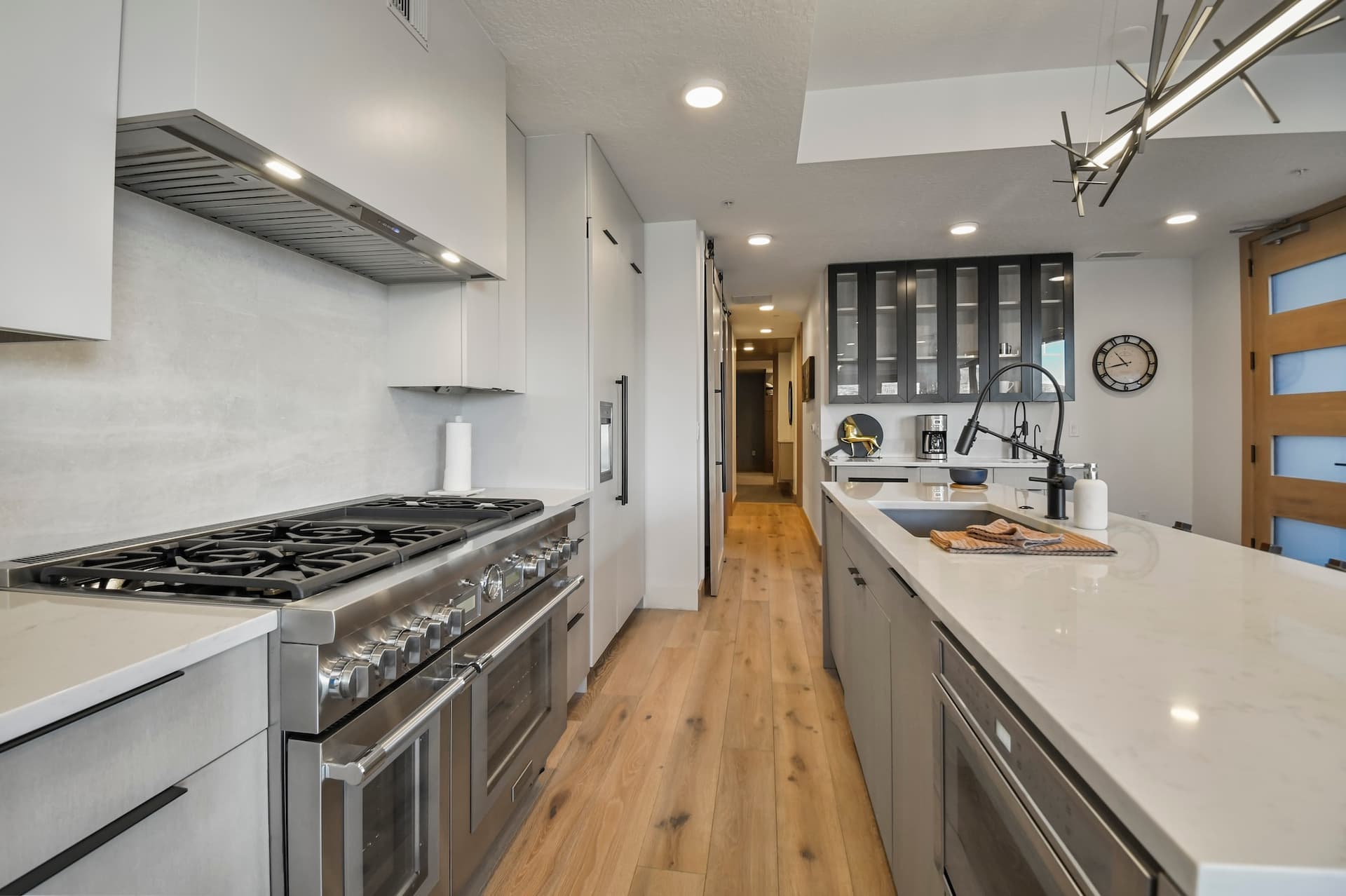 Kings Crown 201C - Image 5