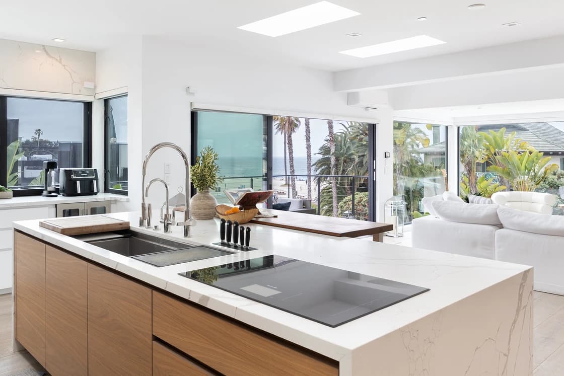 Moonlight Modern - Image 10