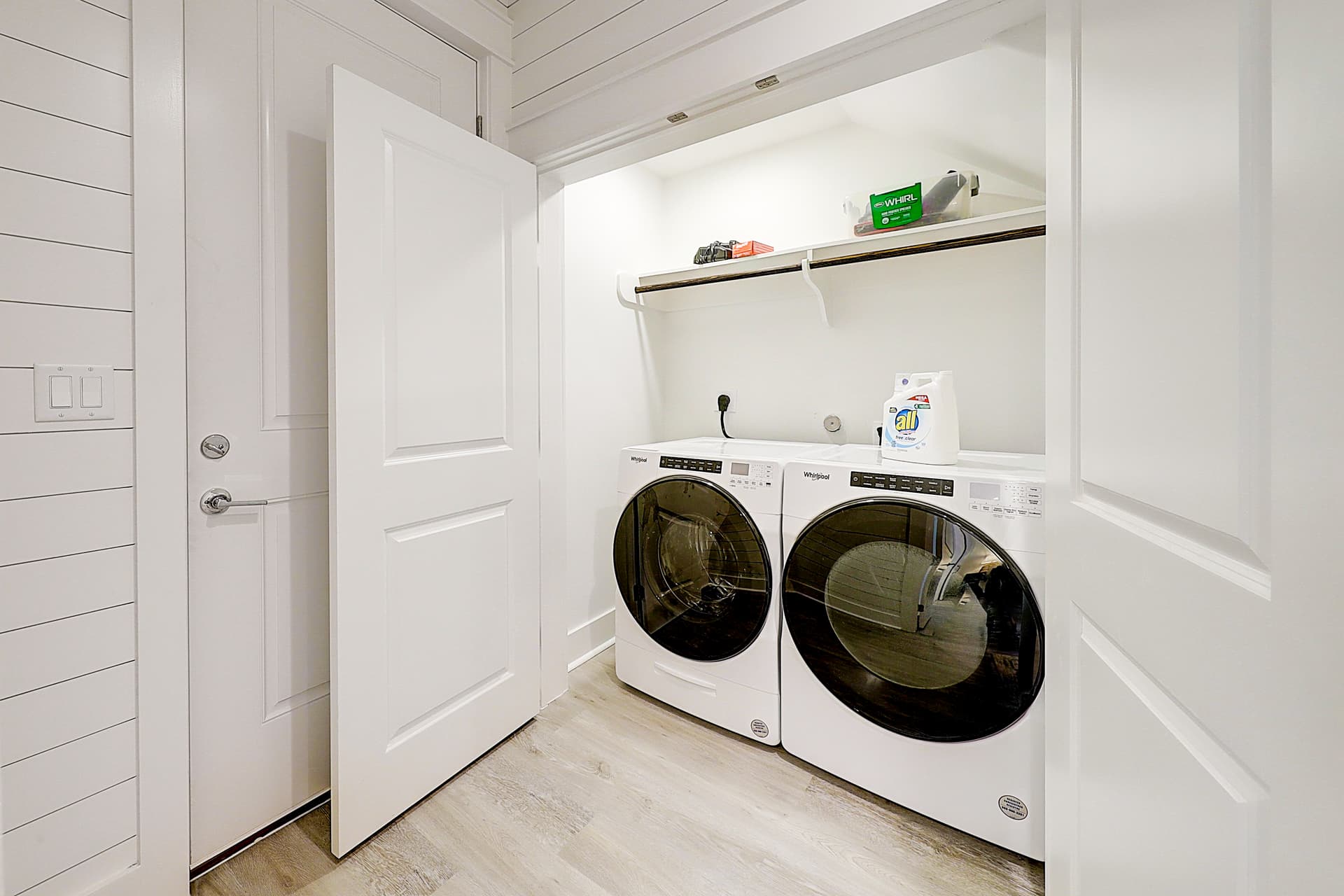 Sunset on the Ninth - Image 20