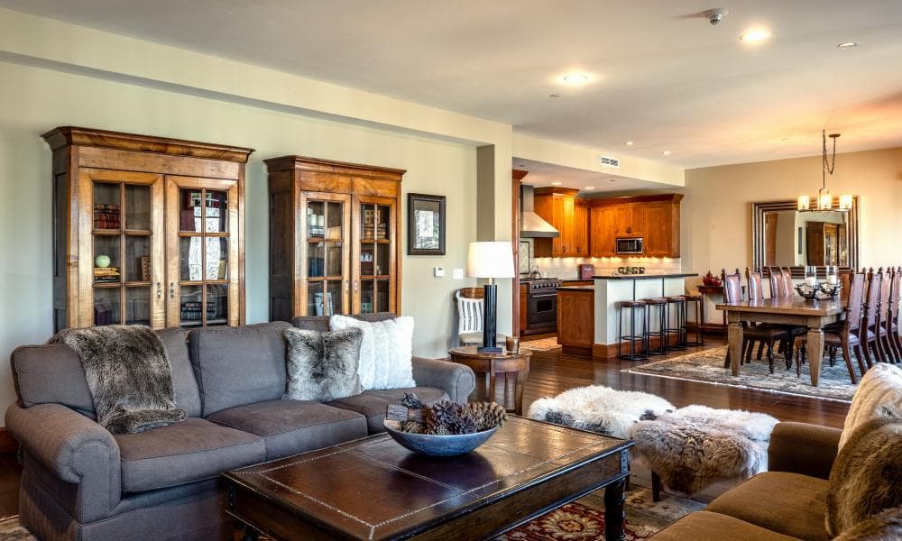 Ruby House - Image 4