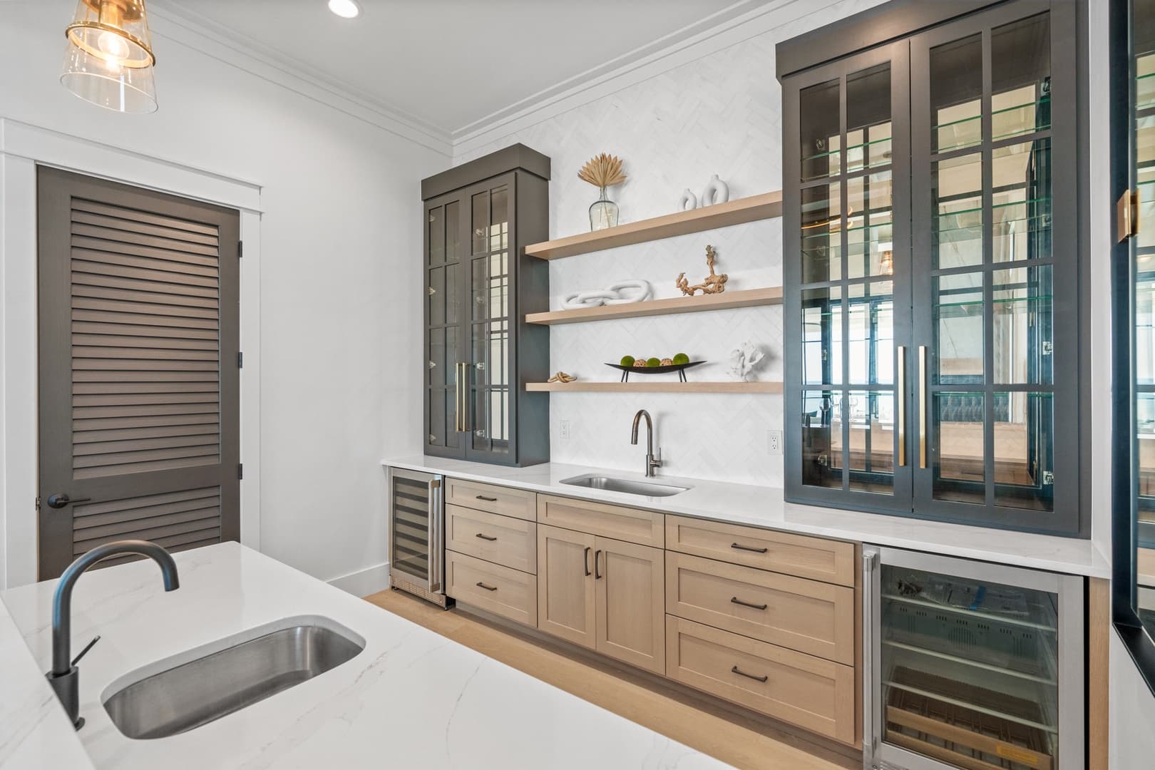 Grand Pearl - Image 114