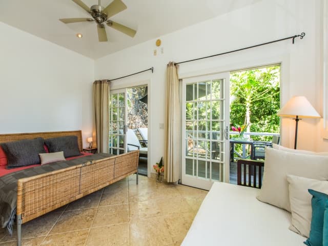 Seaside Hideaway Estate - Image 11