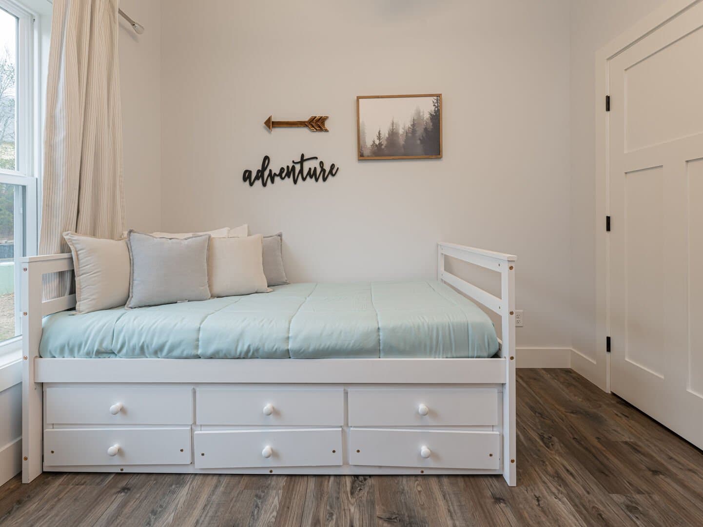 Land Of The Pines Home - Image 27