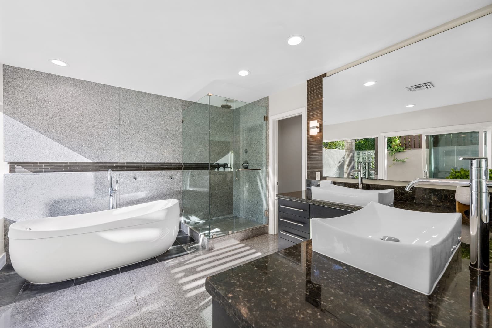 Endless Panorama - Image 23