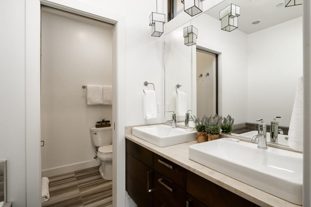 Alpine Bend Home - Image 8