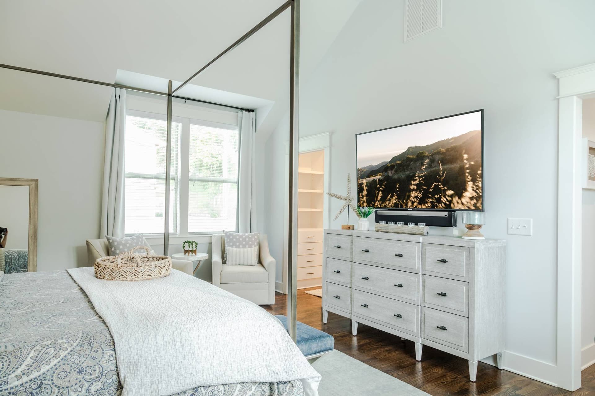 Nashville Coastal House - Image 37