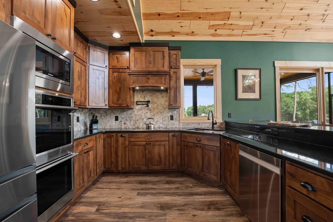 Lakefront Serenity Lodges - Image 43