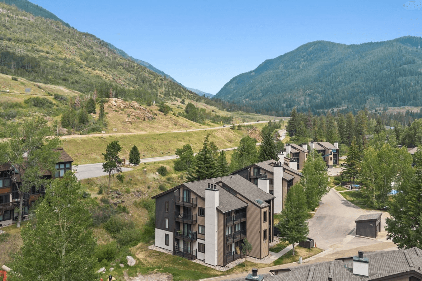 Creekside Retreat - Image 2