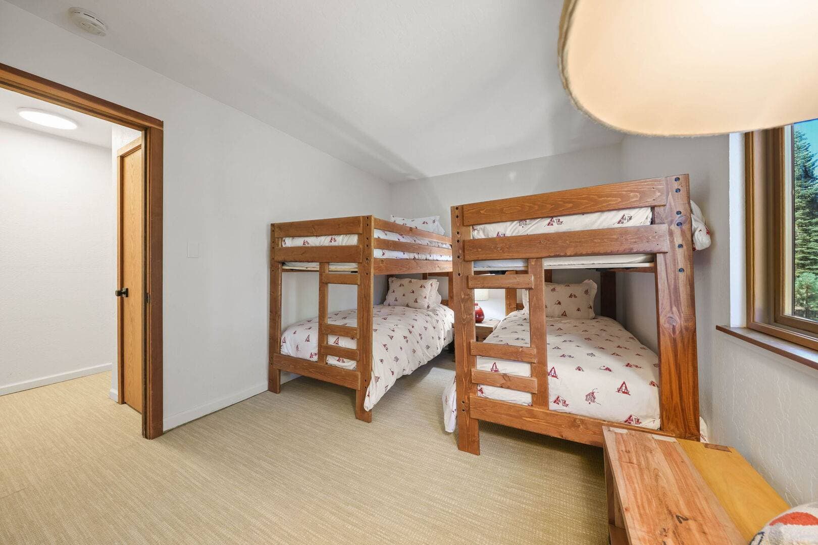 Sleeping Bear Lodge - Image 15