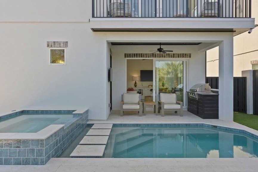 Lone Star Hideaway - Image 40