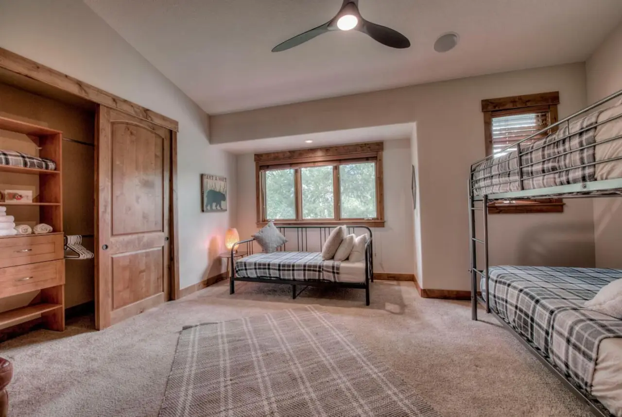 Eagle's Nest Escape - Image 25