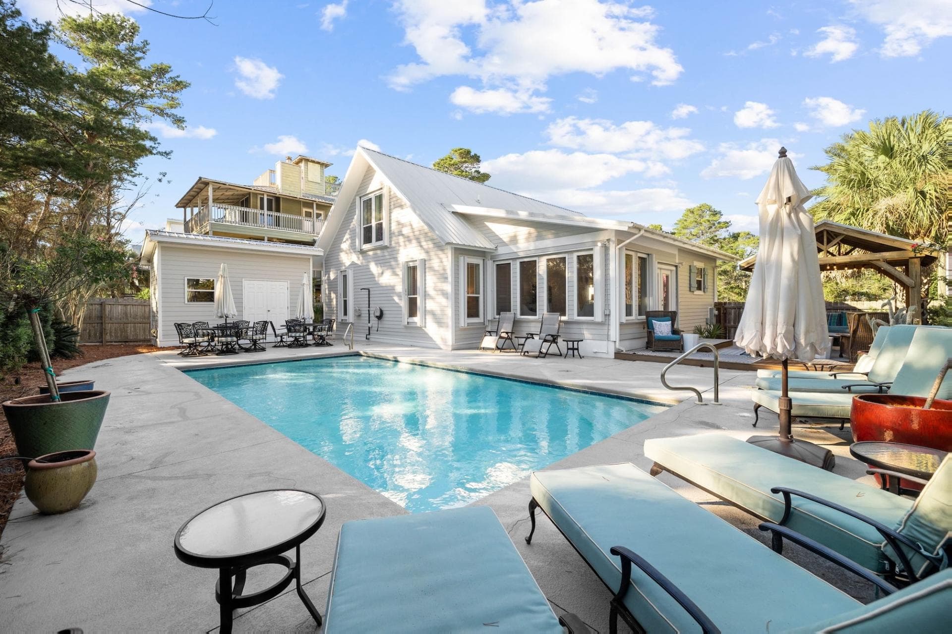 Buddy Street Oasis - Image 1