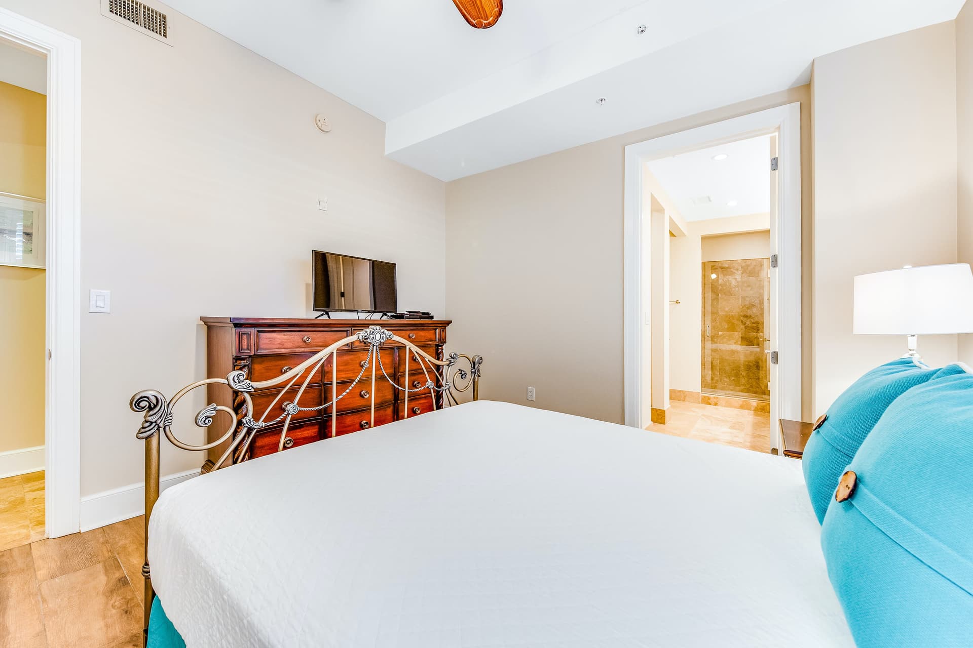 Sanctuary by the Sea 1125 Home - Image 18