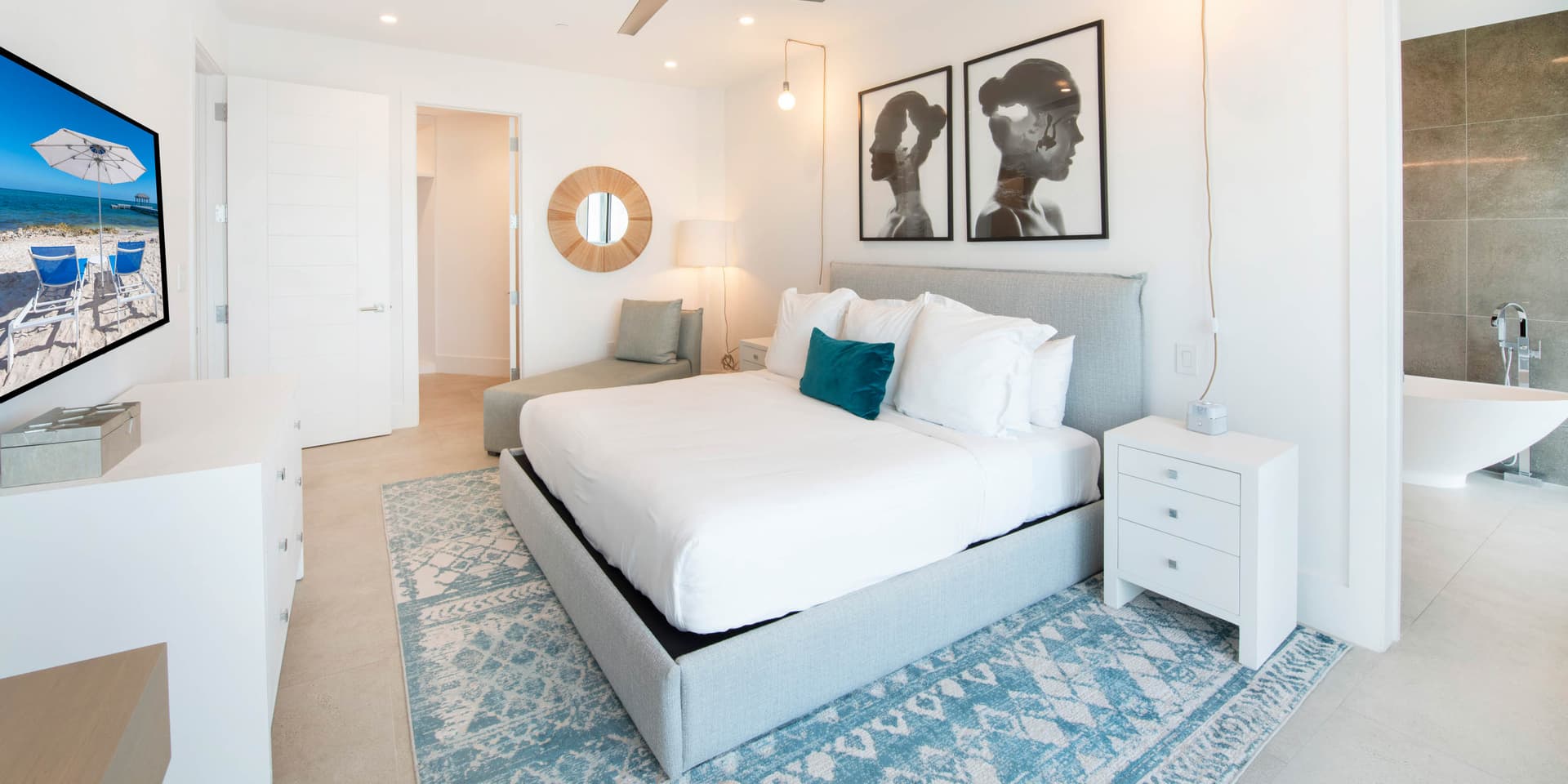 Seabreeze Penthouse Haven - Image 10