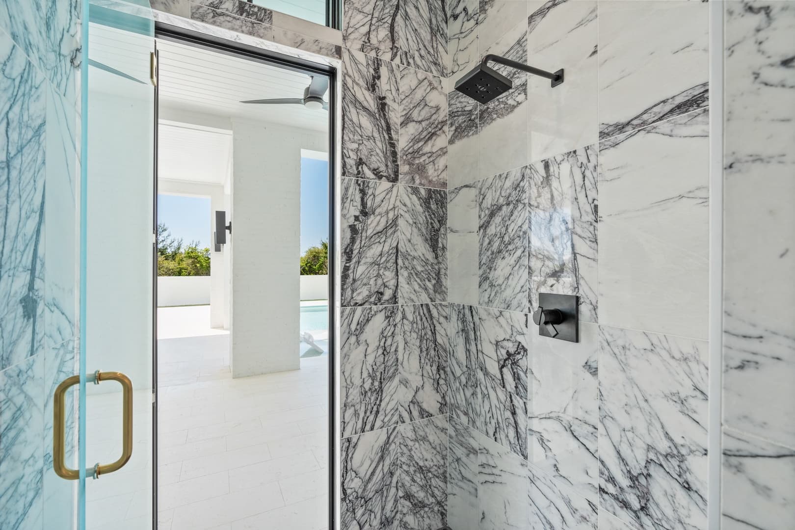 Grand Pearl - Image 49