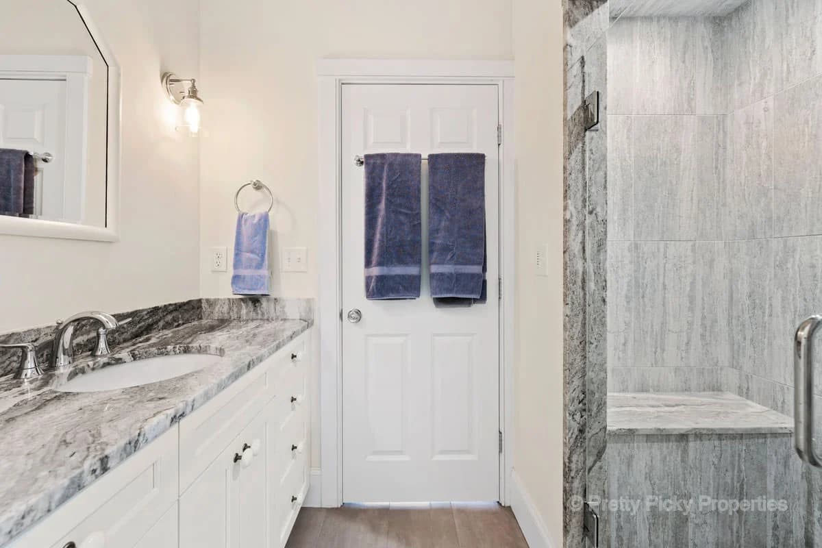 Serenity by the Sea - Image 23