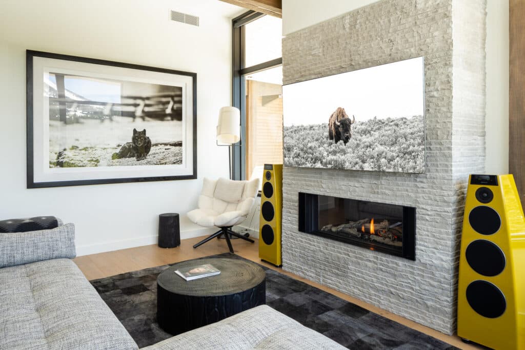 Rising Bull Home - Image 2