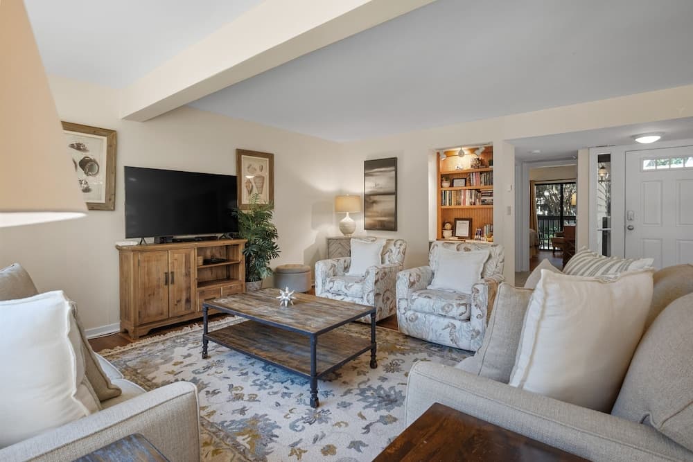 Inland Harbour Villa #2447 - Image 1