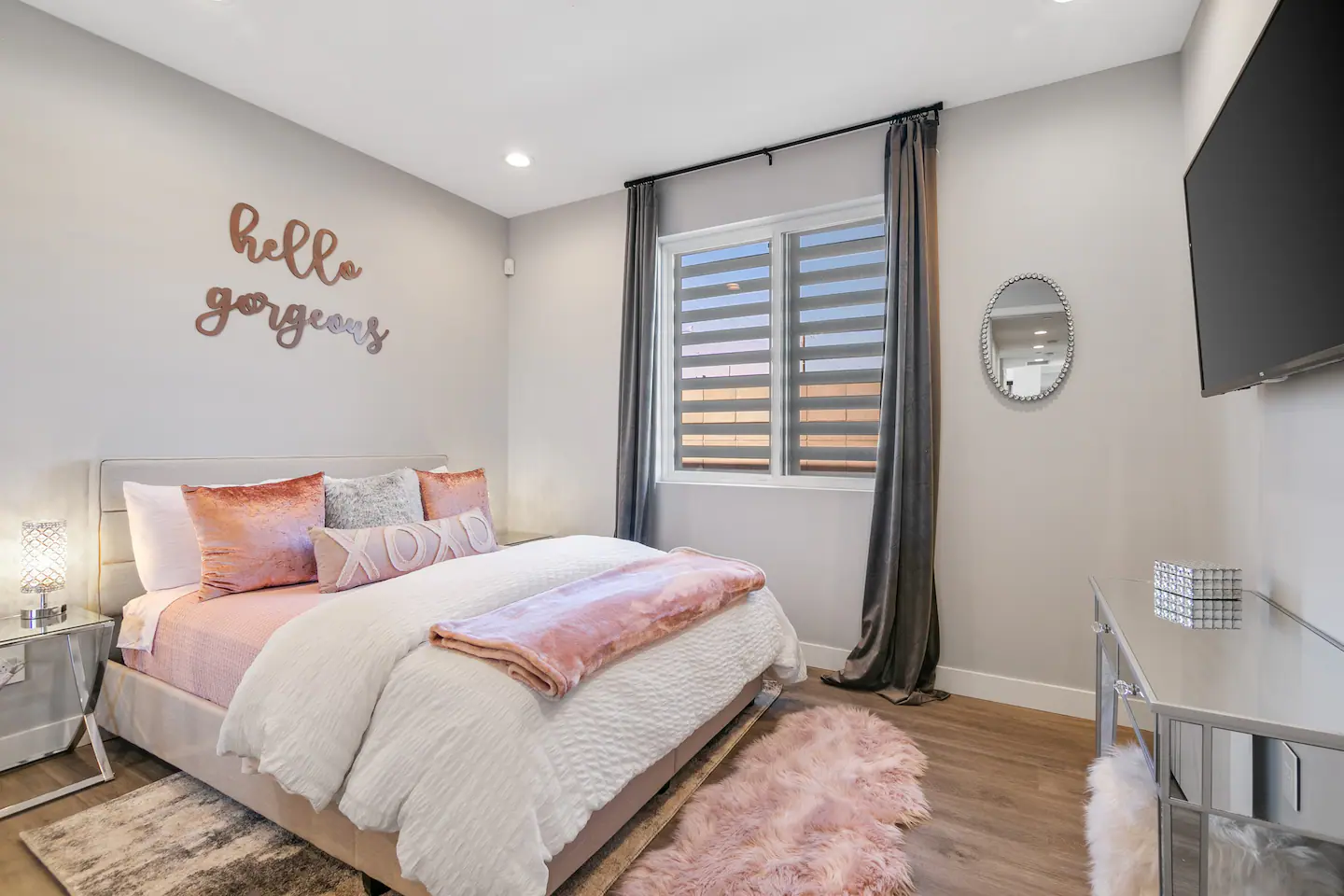 Opulent Haven - Image 20