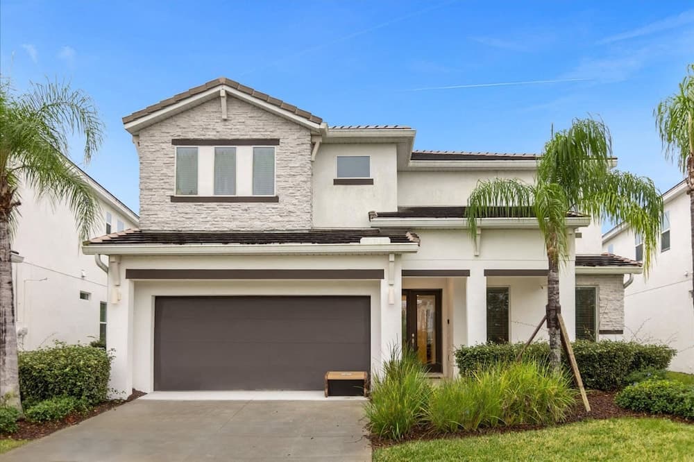 Blockbuster Getaway - Image 48