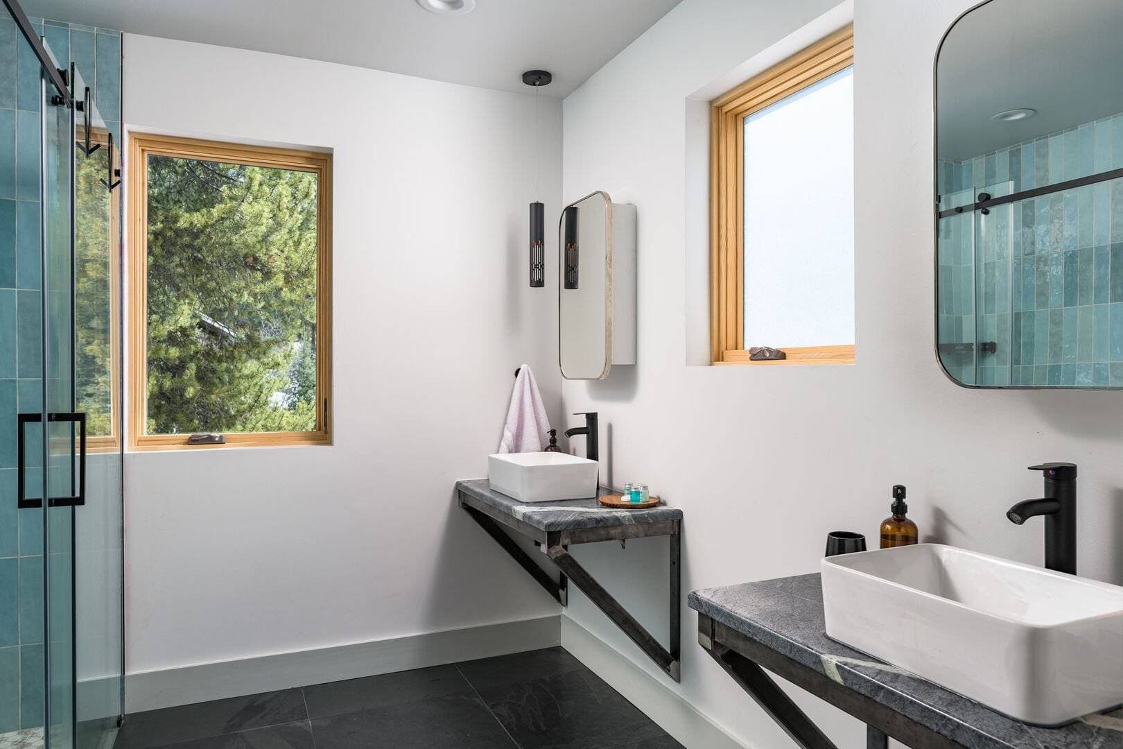 Mountain Manor - Image 43