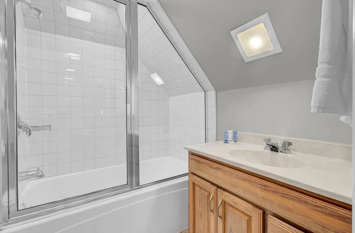 Ocean Outlook #502 - Image 32