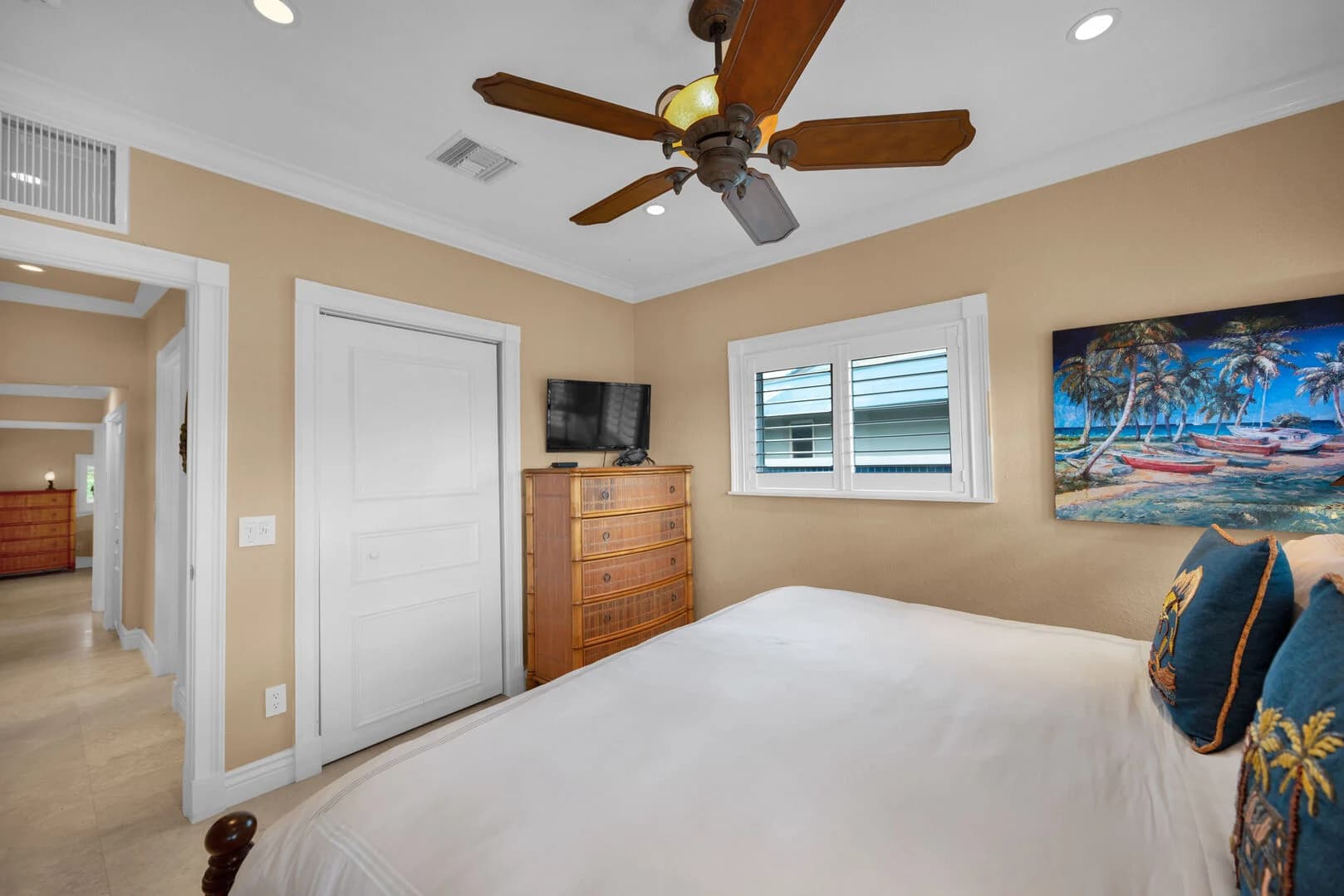 Oceanfront Estate - Image 25