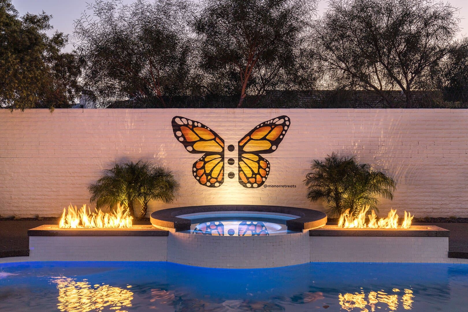 Camelback Manor - Image 22