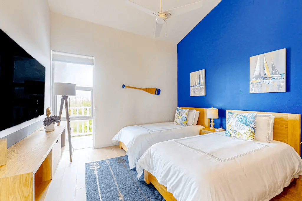 Blue House 305 - Image 19