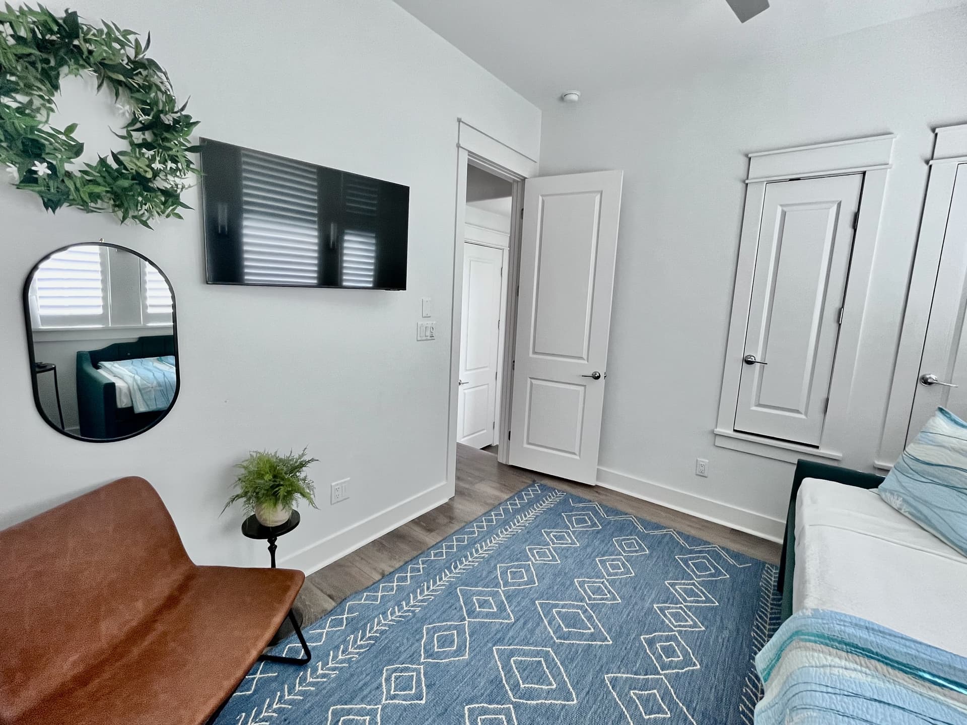 Barefoot Bungalow Home - Image 8