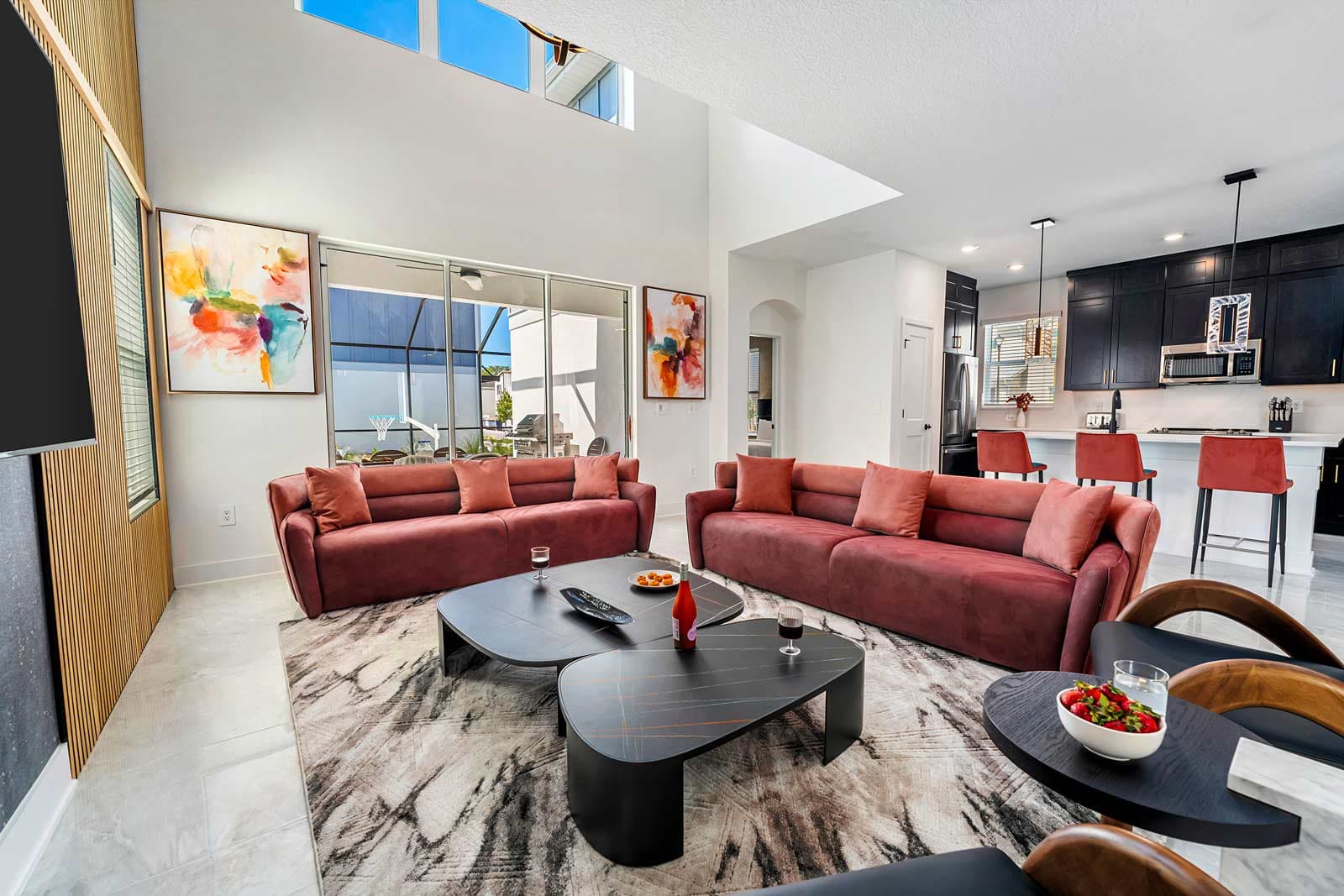 Superb Villa - Image 1