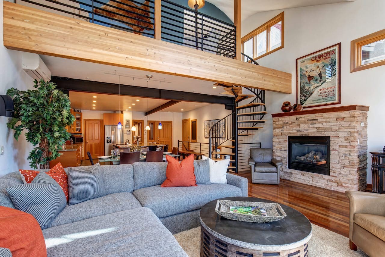 Old Town Overlook House - Image 2