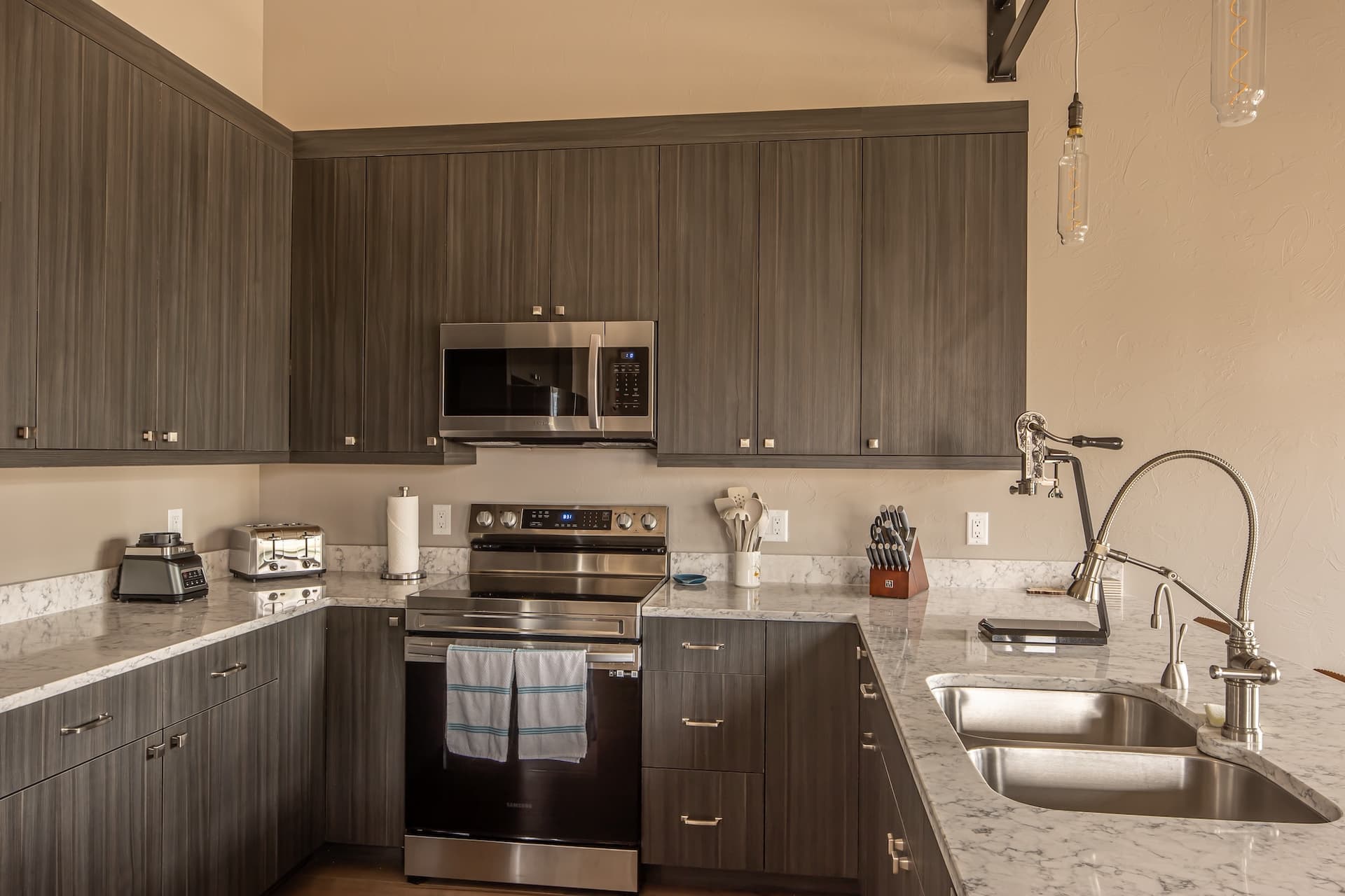 Alpenglow Condo #26D - Image 9