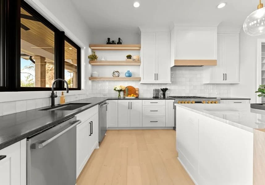 Circle Hollow - Image 15