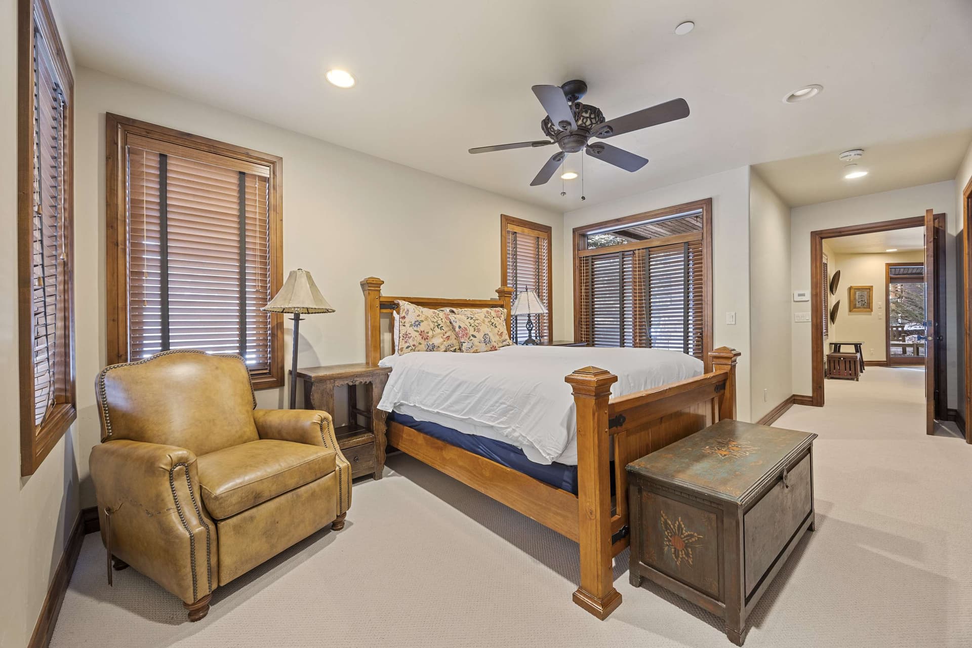 Luxury Mountain Retreat - Image 27