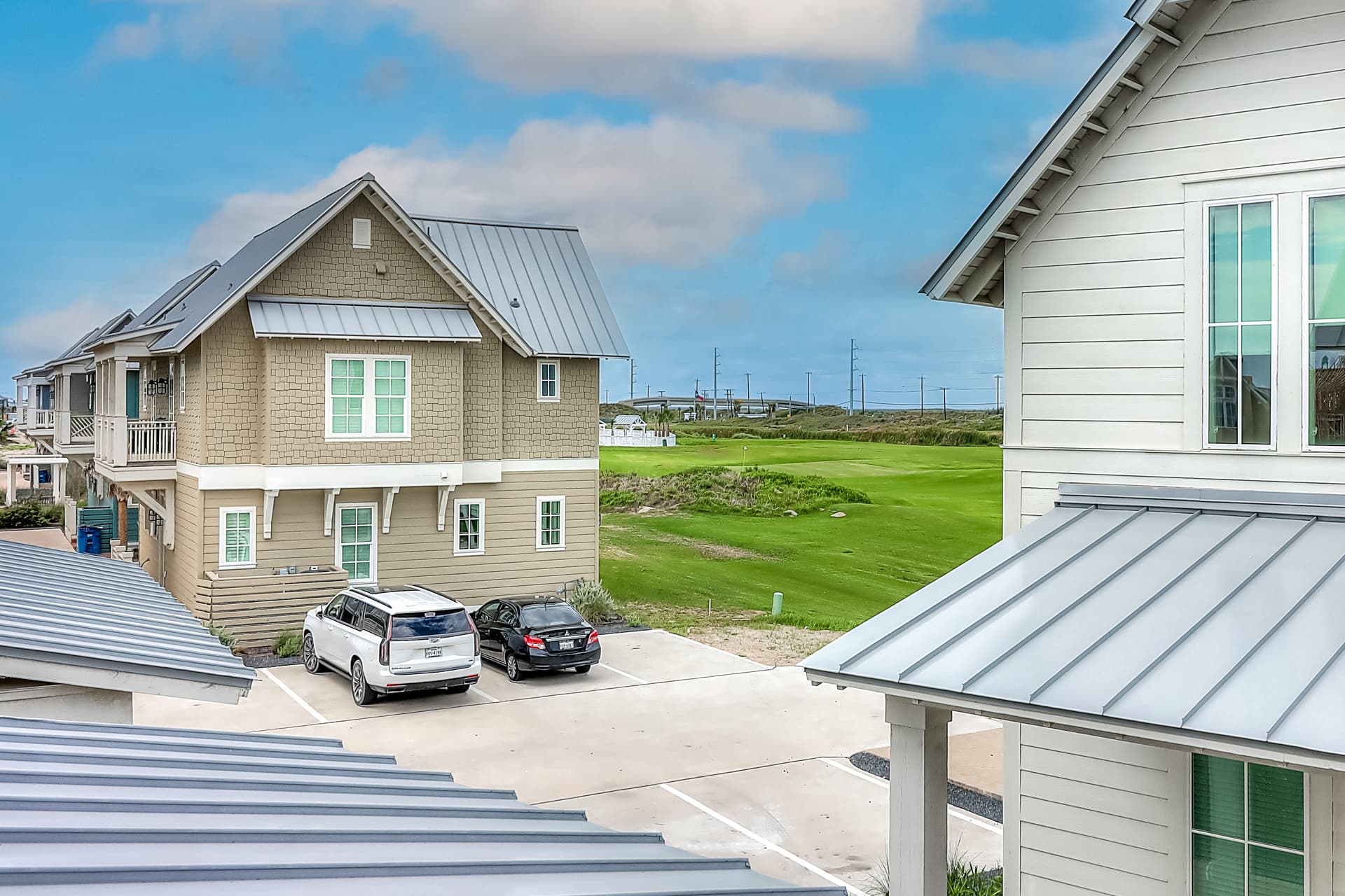 Barefoot Bungalow Home - Image 25