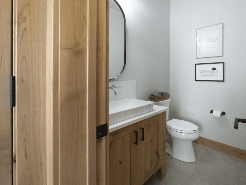 Whale's Tail Watch - Image 19