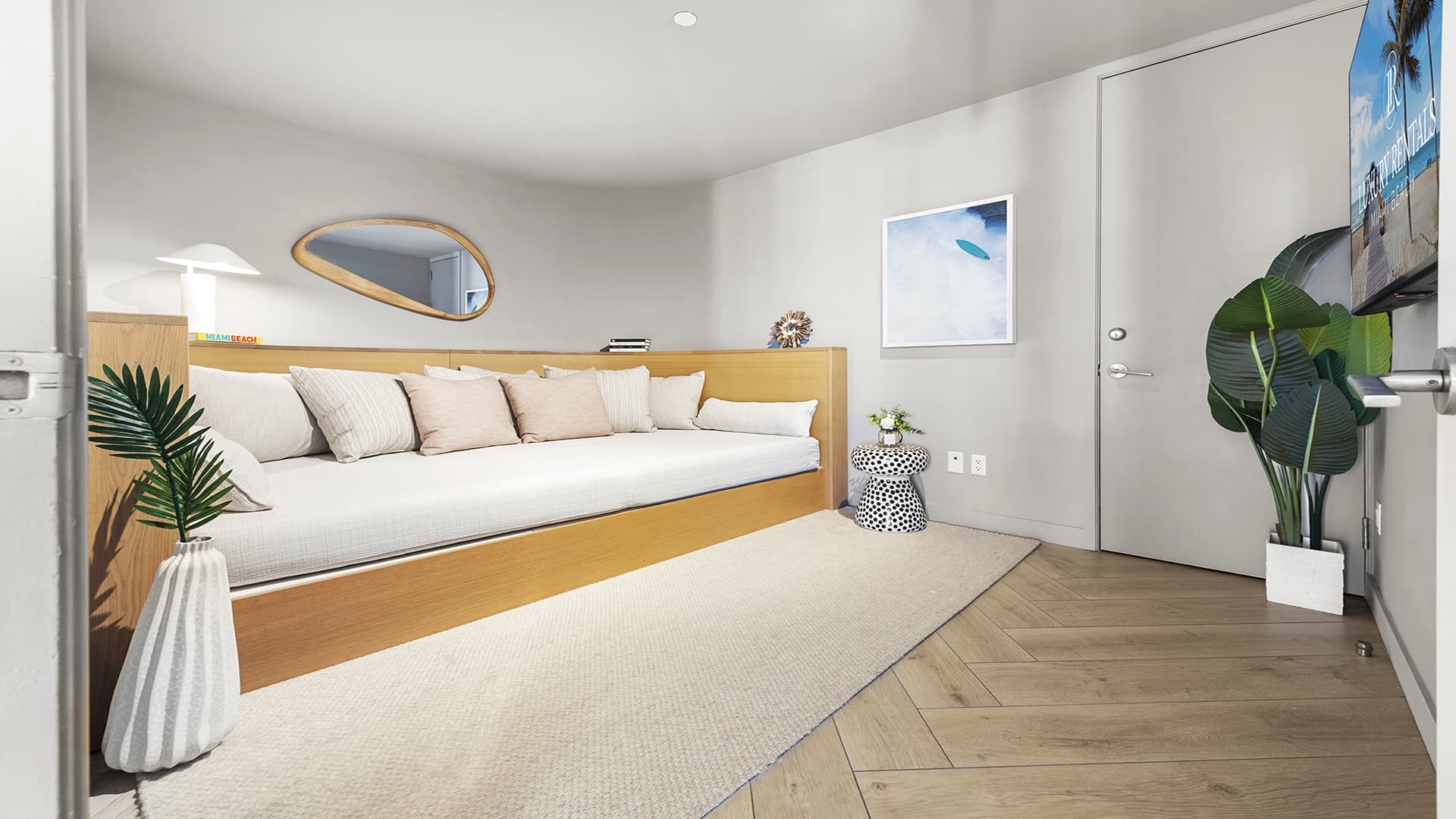 W South Beach Residence #1219 - Image 32