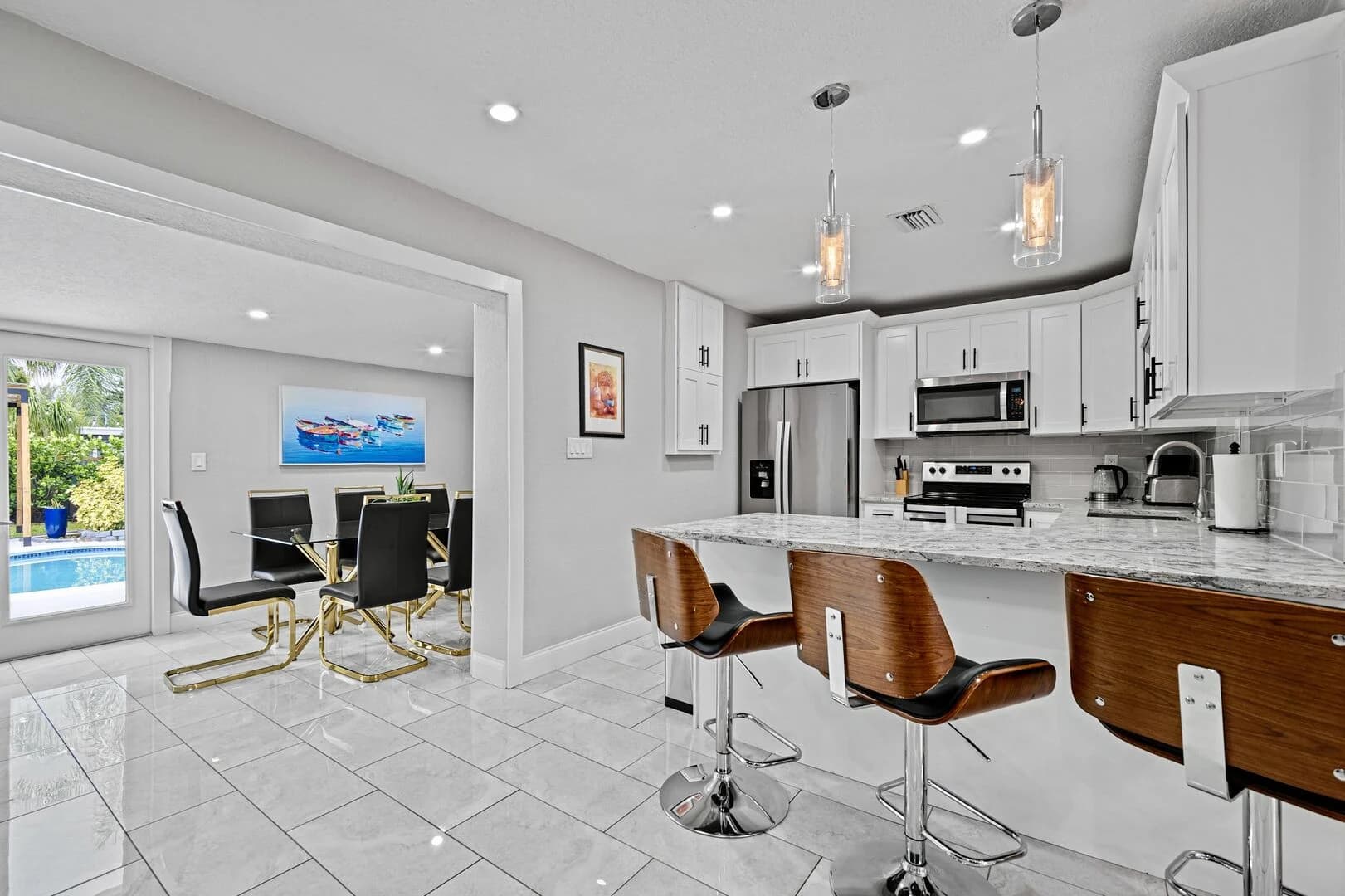 Wilton Manor - Image 6