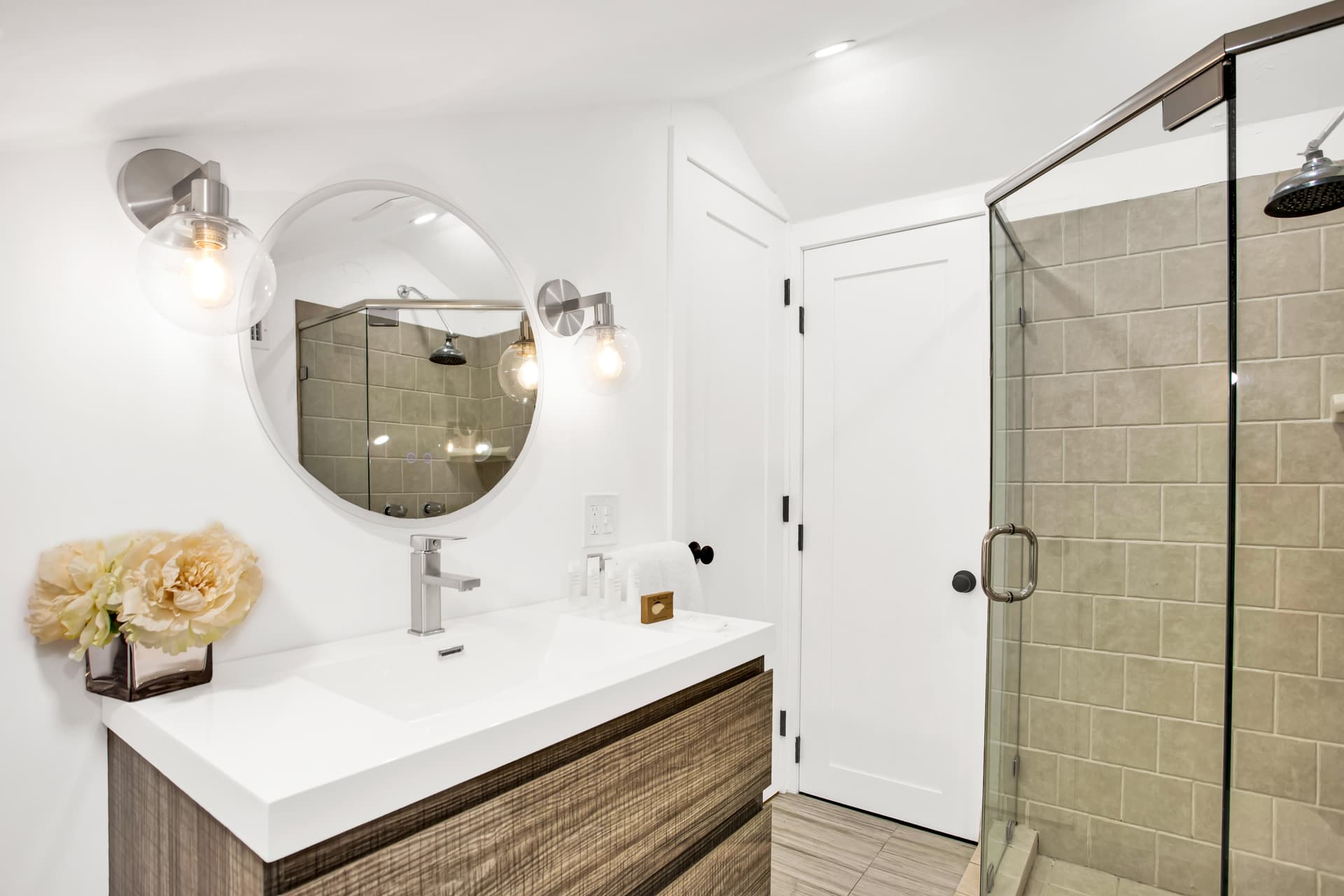 Dona Teresa - Image 38