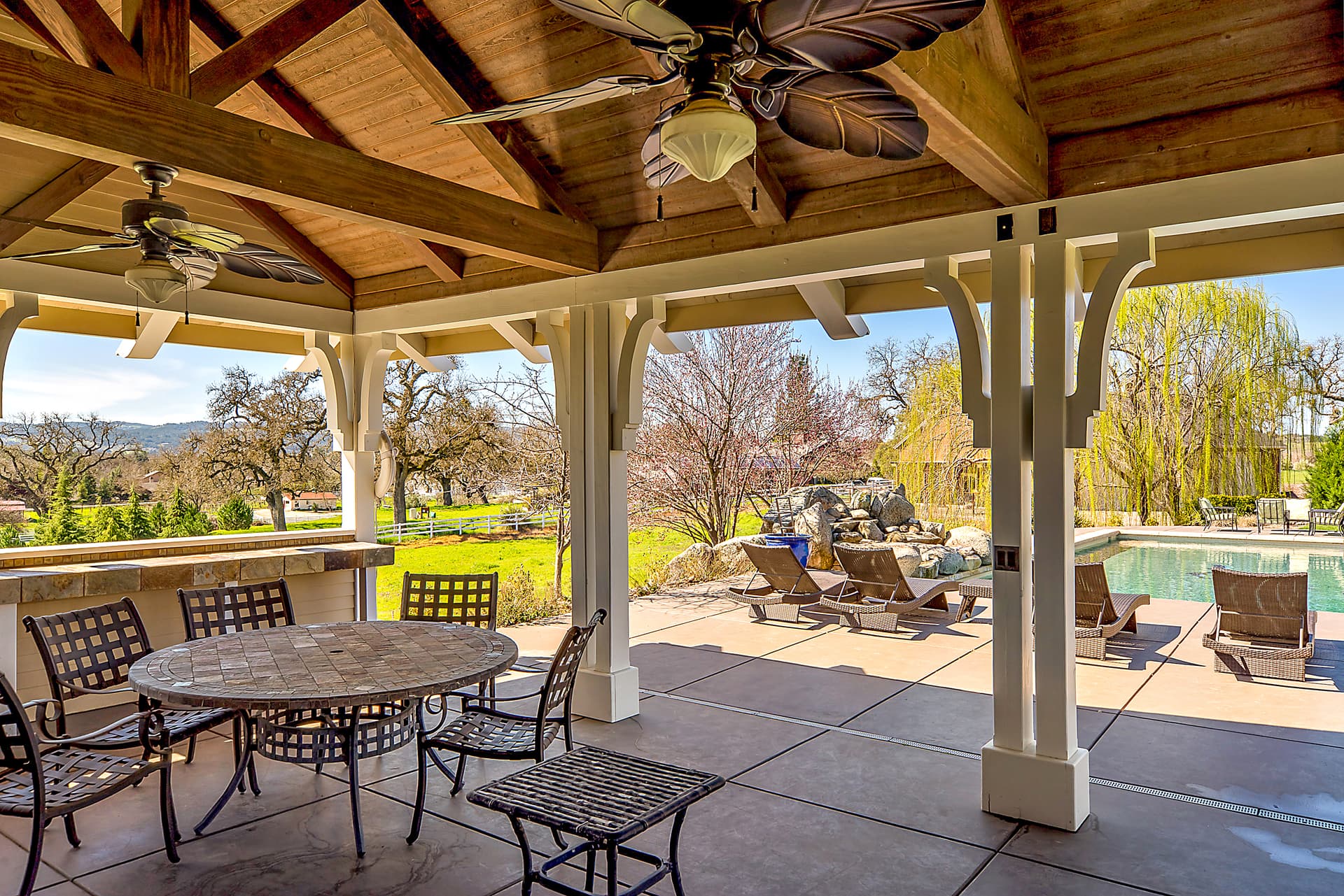 Frontier Main and Guest House - Image 53