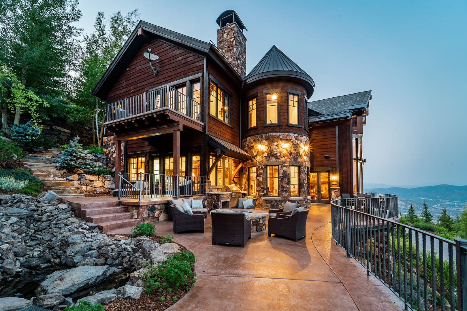 Black Spruce Lodge