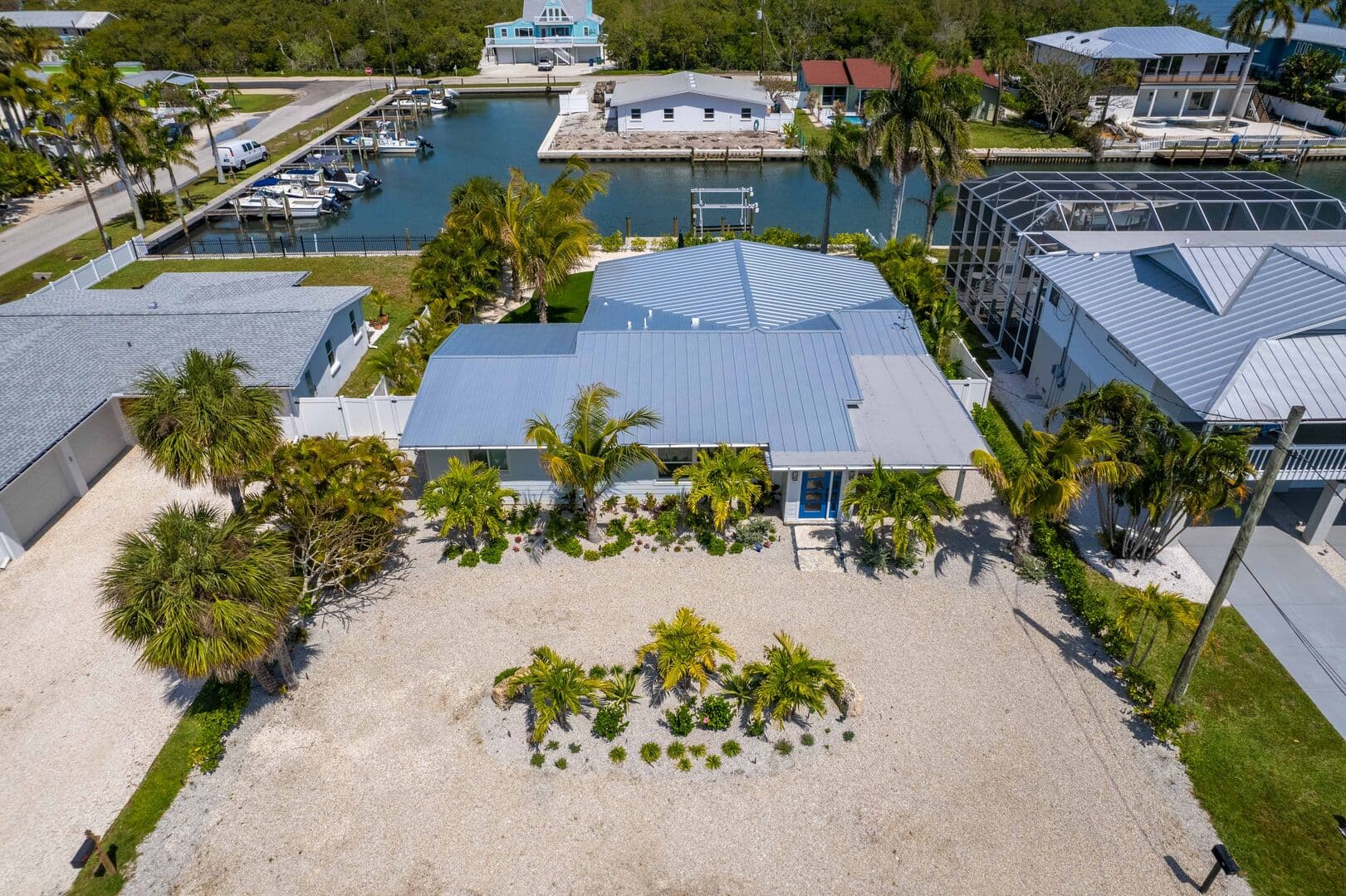 Come Sail A Bay - Image 33