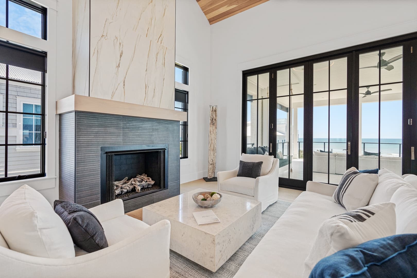 Grand Pearl - Image 109